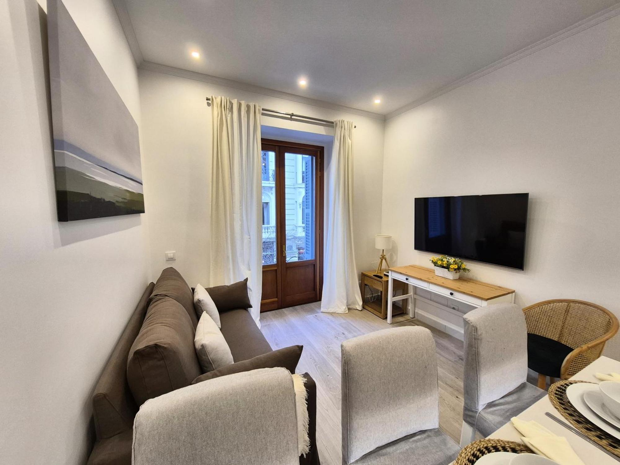 Apartamentos Plaza De Espana Madrid Eksteriør billede
