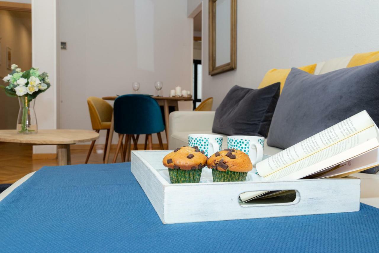 Apartamentos Plaza De Espana Madrid Eksteriør billede